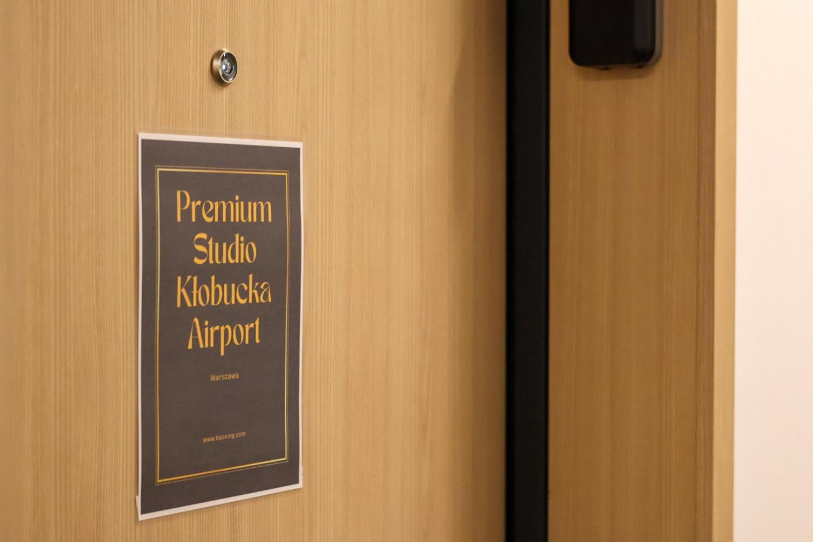 Premium Studio Klobucka Airport Varşovia Exterior foto
